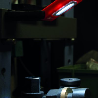 Lampe de poche LED 220 lumens rechargeable